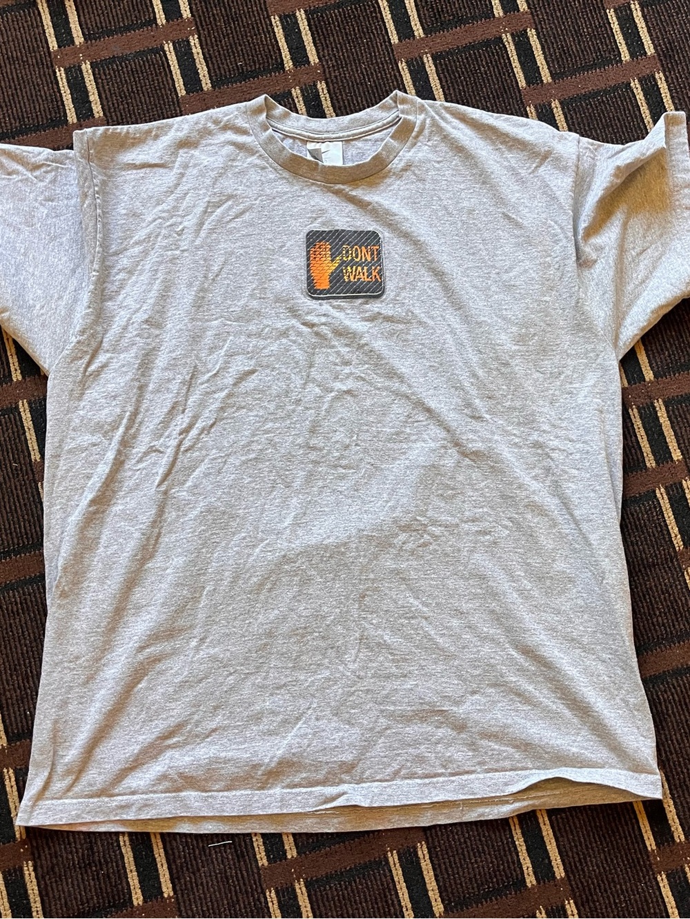 Vintage Y2K Nike Tshirt XL “Don’t Walk / Run” Gray Adult Mens RARE - 994